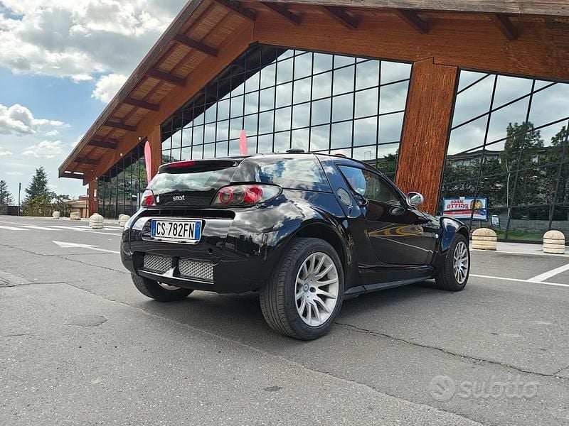 Usata Smart Roadster 82 CV (60 kW) 2004 Nero Cabrio