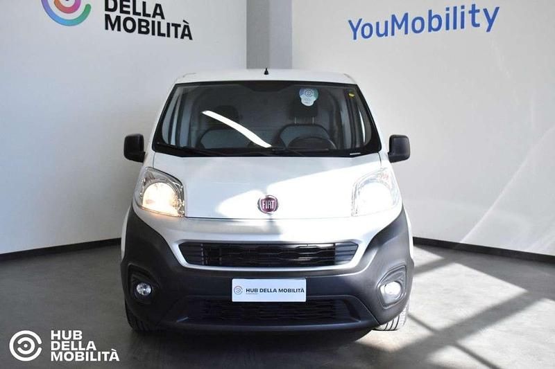 Bianco Usata 2020 Fiat Fiorino Monovolume | 8900 € (Buon prezzo) - Immagine 1/4