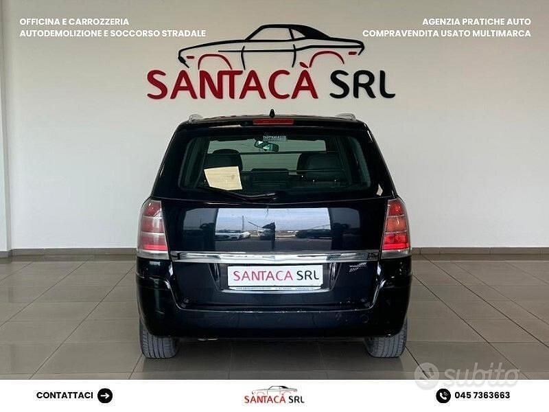 Usata Opel Zafira Cosmo 120 CV (88 kW) 2007 Nero Monovolume