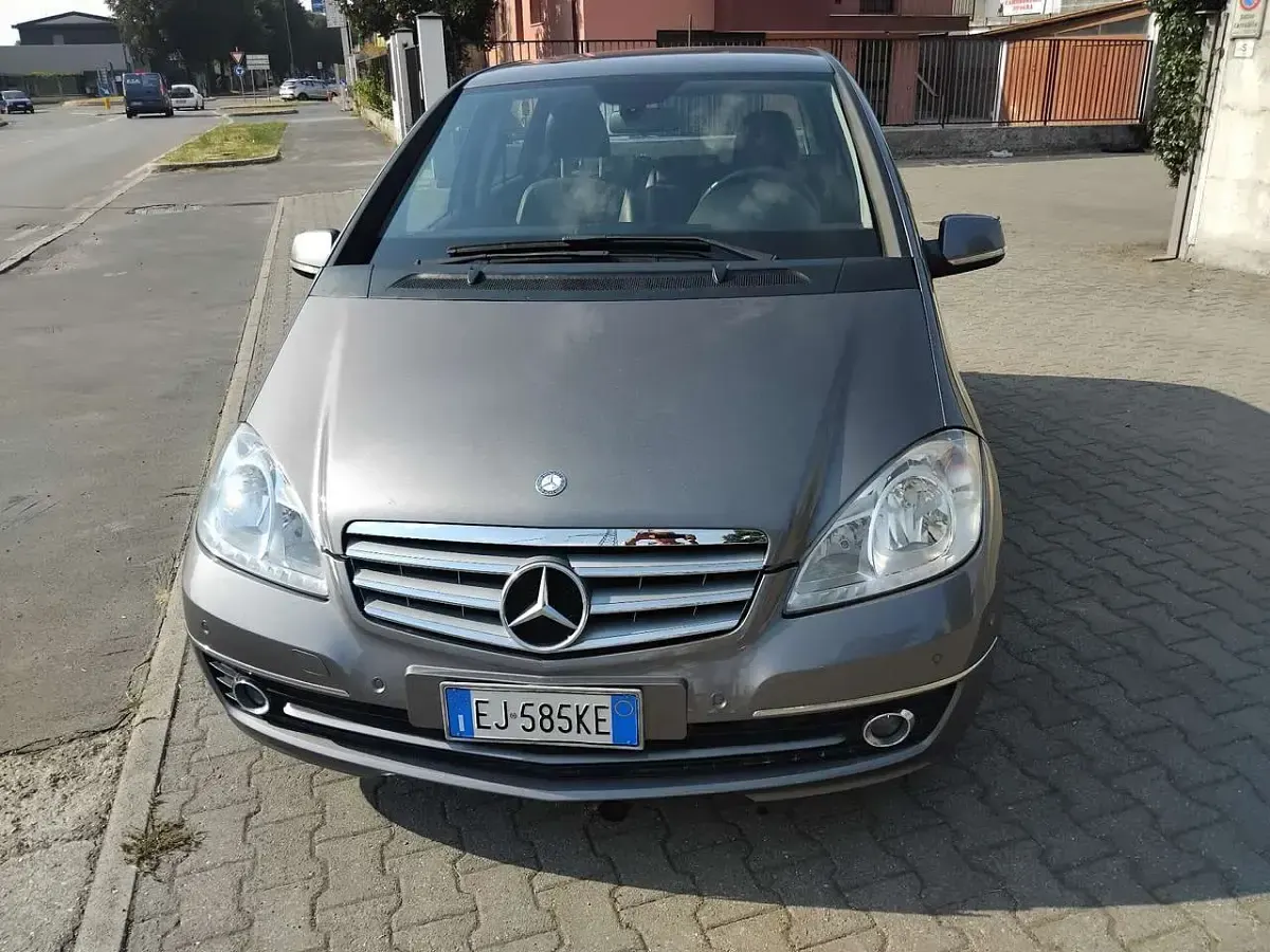 Usata Mercedes A160 Elegance 95 CV (69 kW) 2010 Other Monovolume
