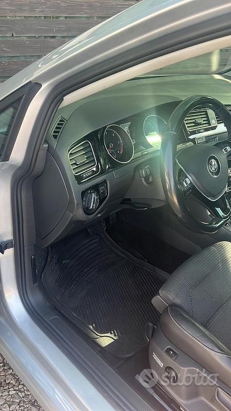Usata VW Golf VII 110 CV (80 kW) 2016 Grigio Berlina