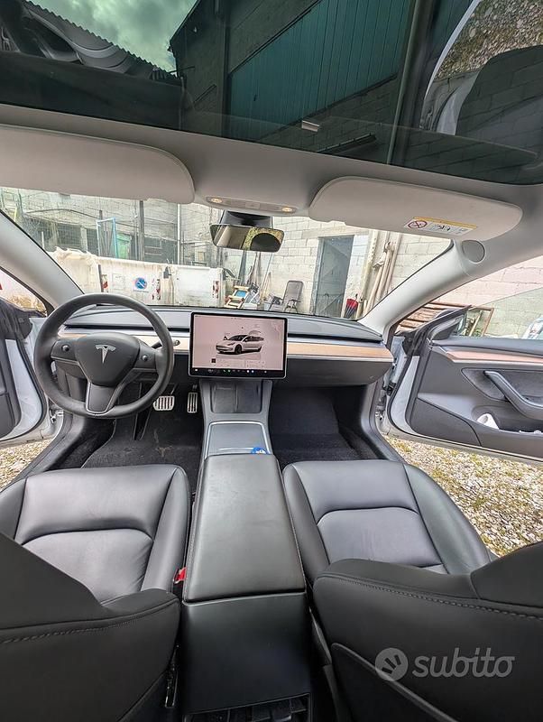 Usata Tesla Model 3 Performance 235 kW (320 CV) 2023 Bianco Berlina
