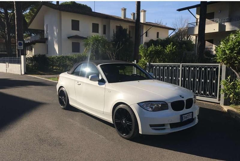 Usata BMW 118 Cabriolet 143 CV (105 kW) 2010 Cabrio
