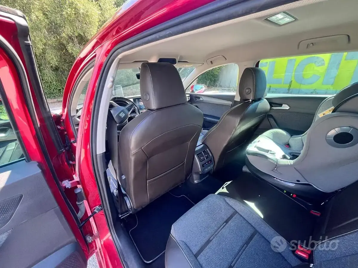 Usata Seat Leon 150 CV (110 kW) 2021 Rosso Station wagon