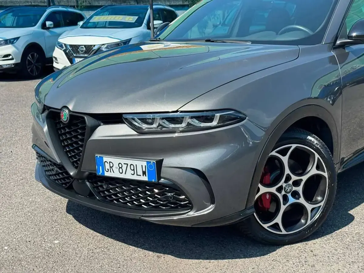 Usata Alfa Romeo Tonale Veloce 179 CV (131 kW) 2023 Grigio SUV
