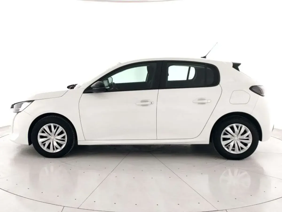 Usata Peugeot 208 Active 102 CV (75 kW) 2022 Bianco Utilitaria
