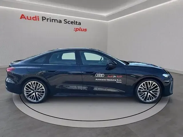 Usata Audi A5 S-Line 204 CV (150 kW) 2025 Blu firmamento metallizzato Berlina