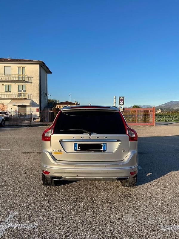 Usata Volvo XC60 Momentum 181 CV (133 kW) 2014 SUV