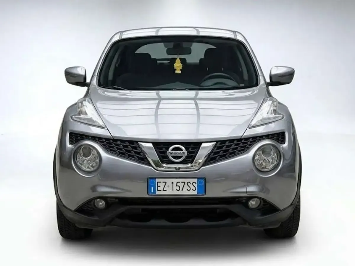 Usata Nissan Juke Acenta 116 CV (85 kW) 2015 Grigio SUV