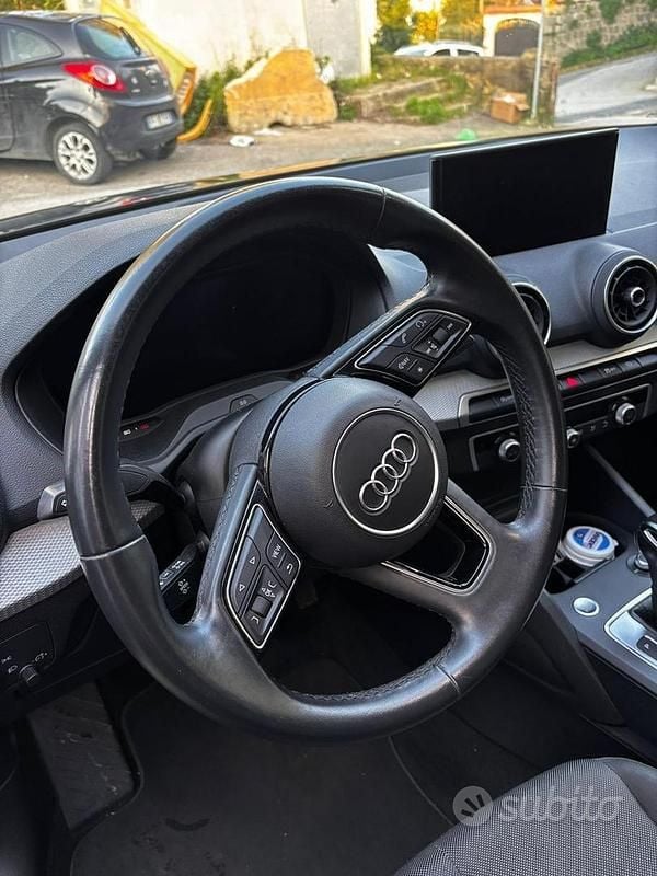 Usata Audi Q2 116 CV (85 kW) 2021 Grigio SUV
