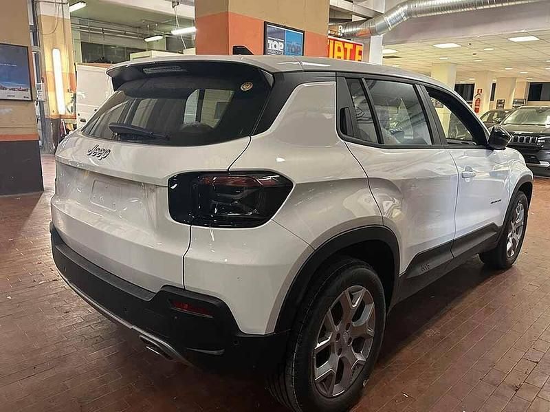 Usata Jeep Avenger Altitude 101 CV (74 kW) 2024 Bianco SUV