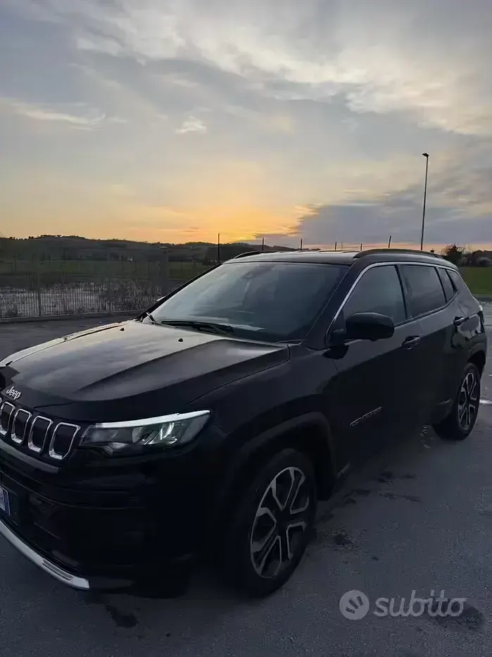 Usata Jeep Compass 131 CV (96 kW) 2023 Nero SUV
