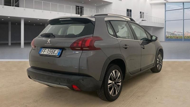 Usata Peugeot 2008 82 CV (60 kW) 2016 Grigio SUV
