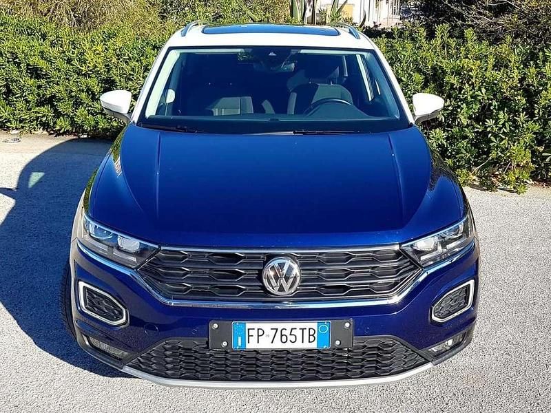 Usata VW T-Roc Advance 116 CV (85 kW) 2018 Blu/azzurro SUV
