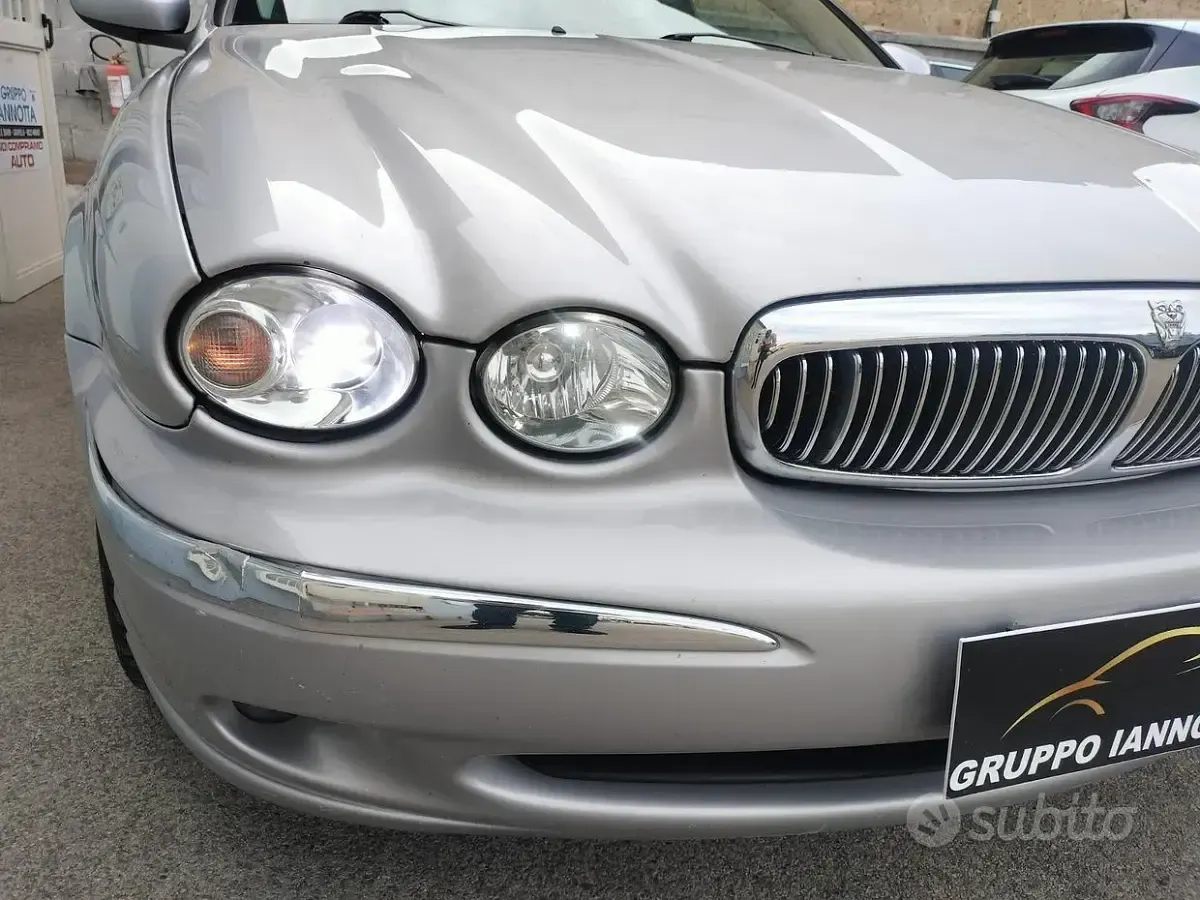 Usata Jaguar X-type Executive 131 CV (96 kW) 2004 Grigio Station wagon