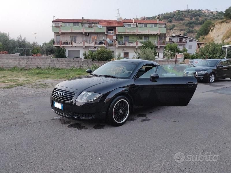 Second-hand Audi TT Design 225 CP (165 kW) 1999 Coupe