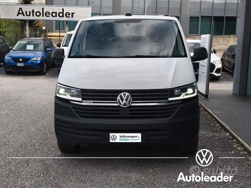 Usata VW Transporter 150 CV (110 kW) 2020 Bianco Furgone