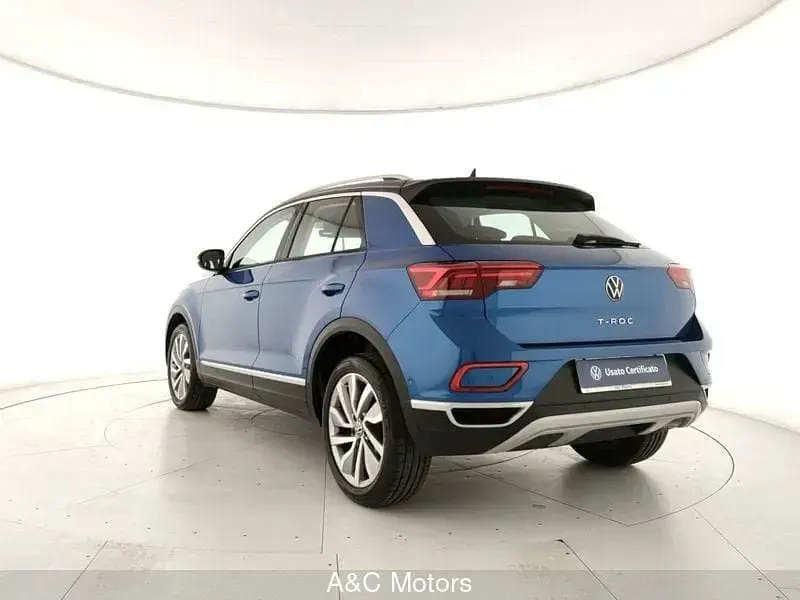 Usata VW T-Roc Style 110 CV (80 kW) 2022 Nero SUV