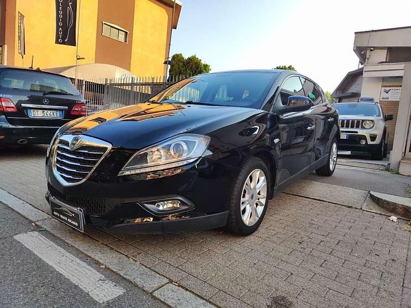 Usata Lancia Delta Silver 120 CV (88 kW) 2014 Nero Utilitaria