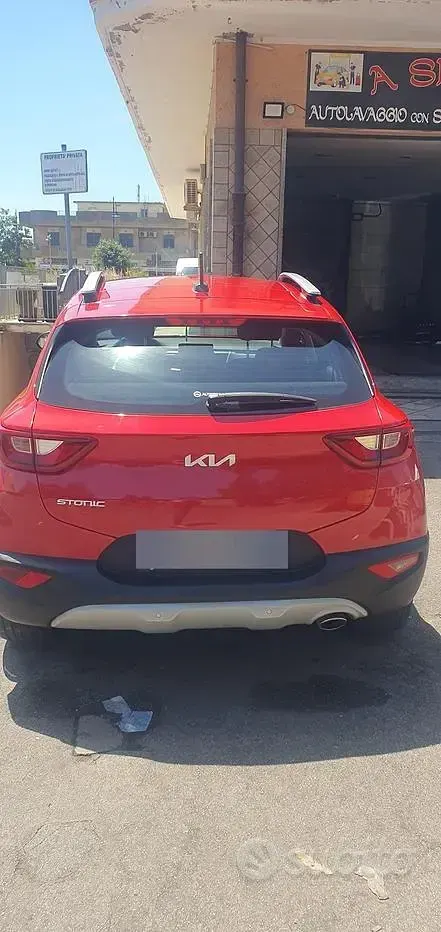 Usata Kia Stonic Urban 84 CV (61 kW) 2024 Rosso SUV