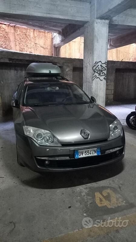 Usata 2009 Renault Laguna III Station wagon | 3999 € (Buon prezzo) - Immagine 1/4