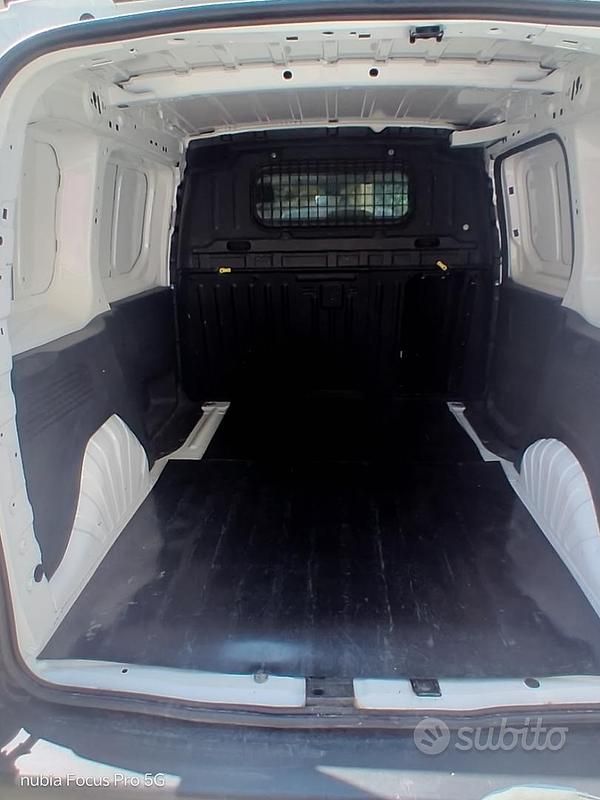 Usata Toyota Proace City City 110 CV (80 kW) 2021 Bianco Monovolume