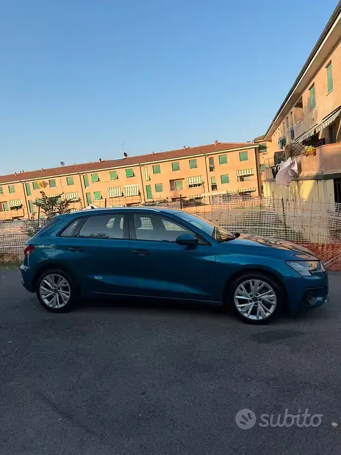 Usata Audi A3 116 CV (85 kW) 2022 Bluazzurro Berlina