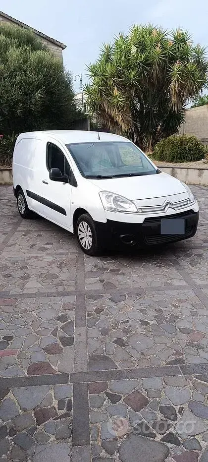 Usata Citroën Berlingo 75 CV (55 kW) 2014 Bianco Monovolume