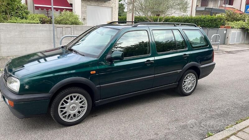 Usata VW Golf III 101 CV (74 kW) 1996 Verde Station wagon