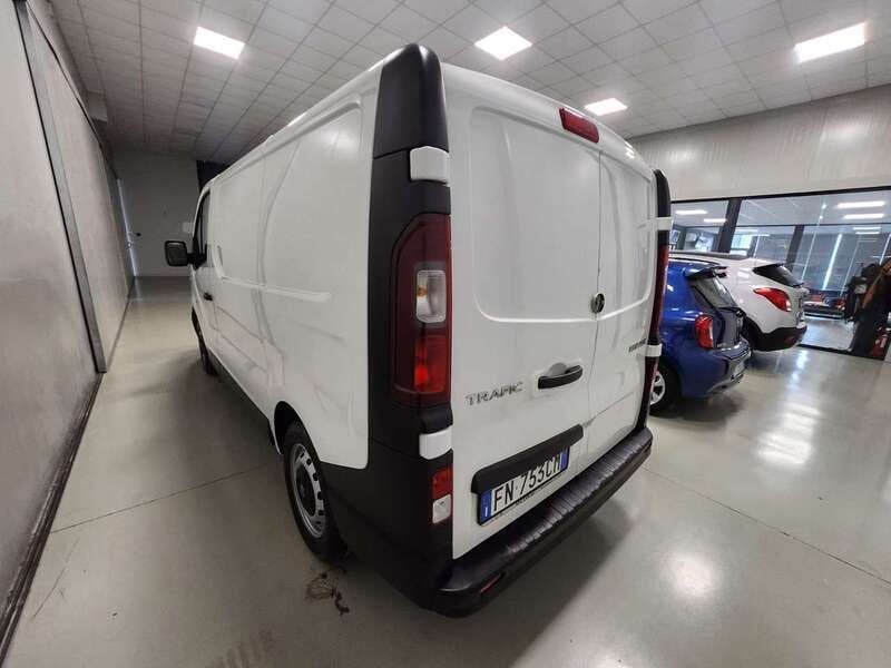 Usata Renault Trafic SE 125 CV (91 kW) 2018 Bianco Monovolume