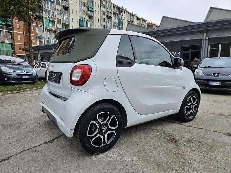 Usata Smart ForTwo Cabrio Passion 90 CV (66 kW) 2016 Bianco Cabrio