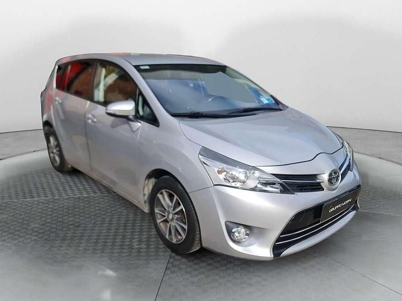 Usata Toyota Verso Active 111 CV (81 kW) 2014 Other Monovolume