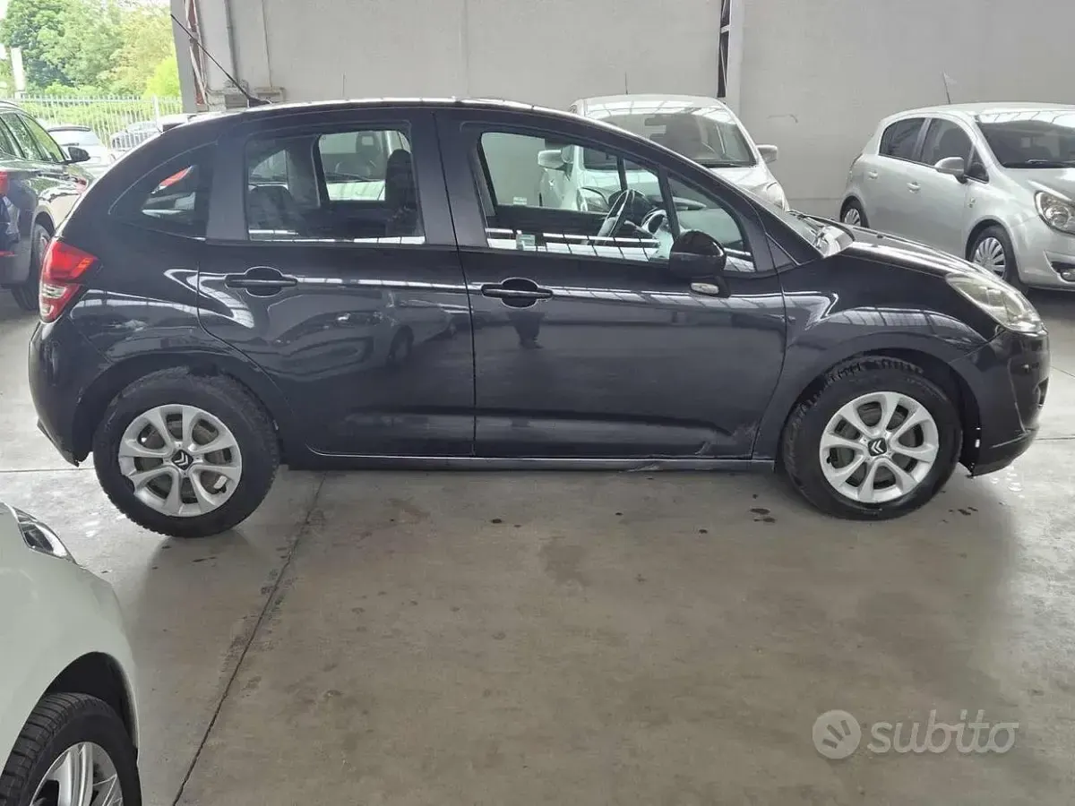 Begagnad Citroën C3 Exclusive 95 HK (69 kW) 2010 Svart Sedan