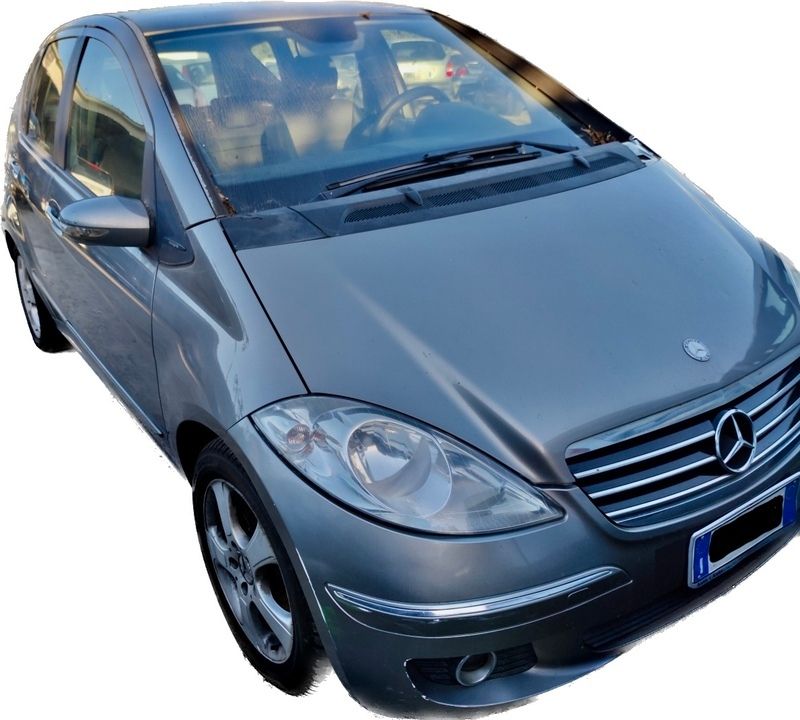 Grigio Usata 2000 Mercedes A180 Premium Due volumi | 4900 € - Immagine 1/4