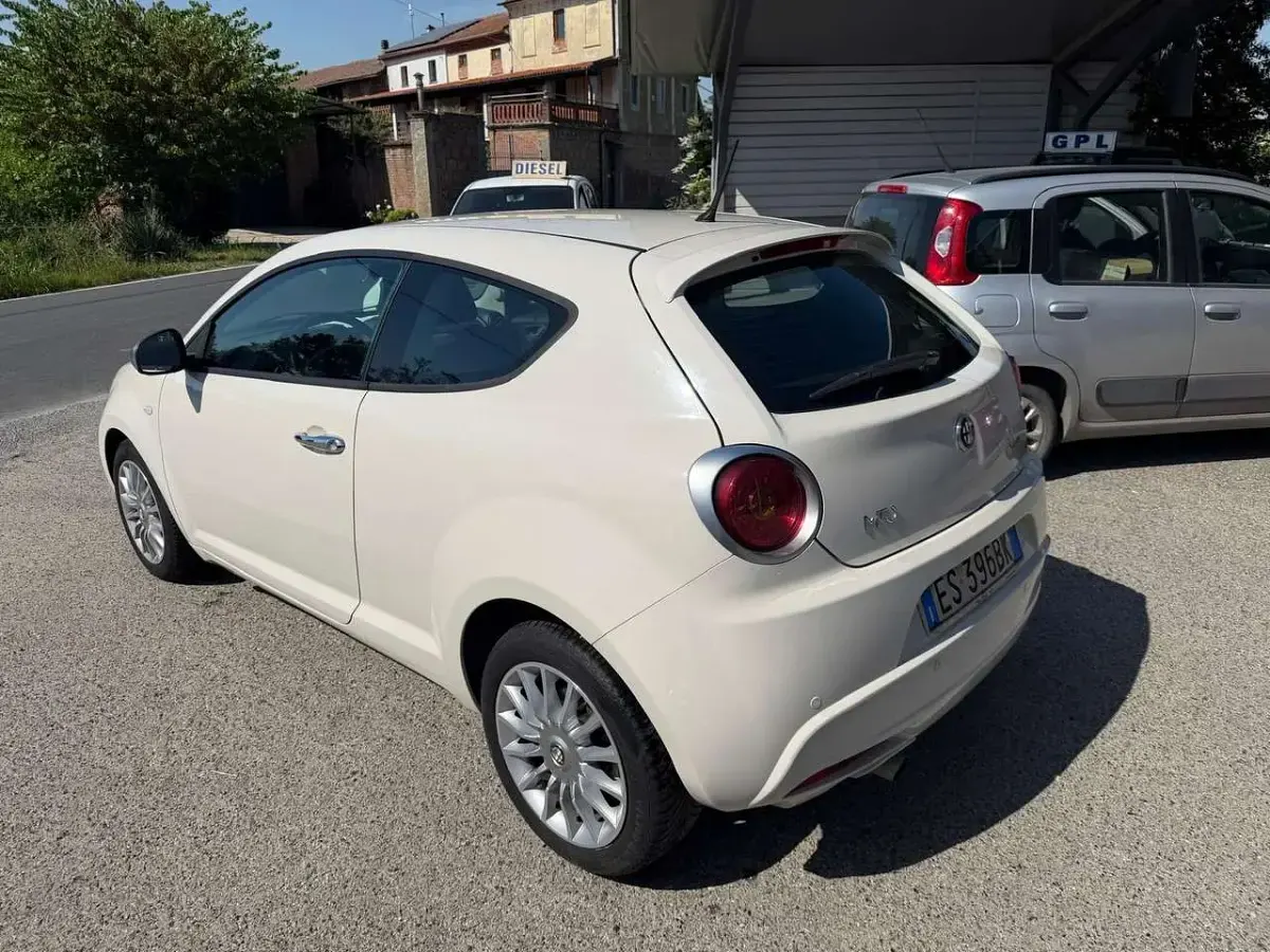 Usata Alfa Romeo MiTo Super 85 CV (62 kW) 2013 Bianco Utilitaria