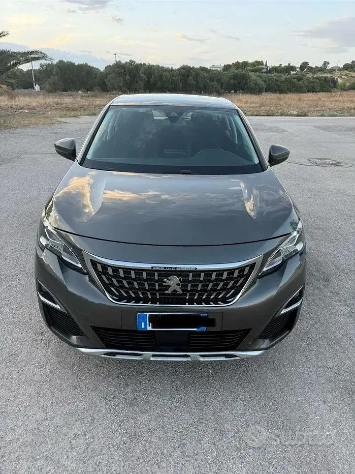 Usata Peugeot 3008 Active 131 CV (96 kW) 2019 Grigio SUV
