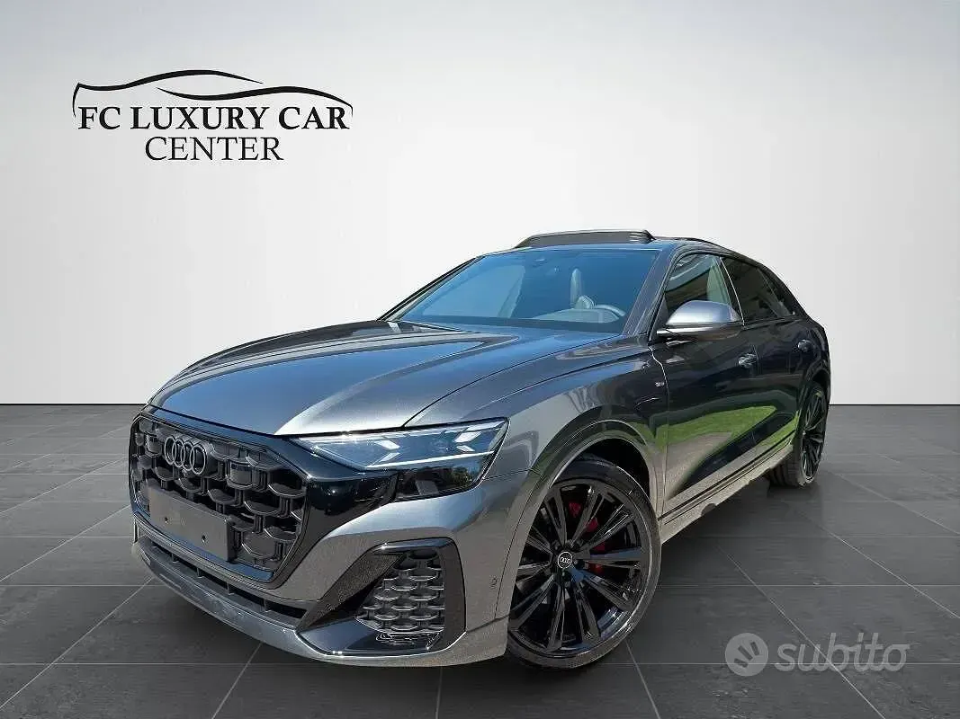 Nuova Audi Q8 S-Line 286 CV (210 kW) 2026 Grigio daytona perla SUV