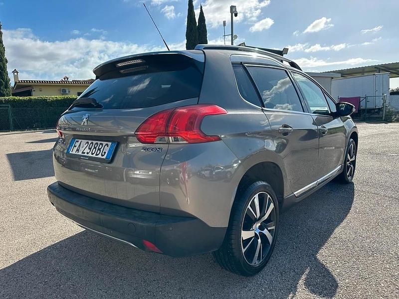 Usata Peugeot 2008 119 CV (87 kW) 2015 Oro SUV
