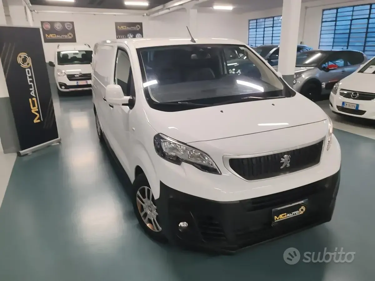 Begagnad Peugeot Expert Premium 150 HK (110 kW) 2017 Vit Van
