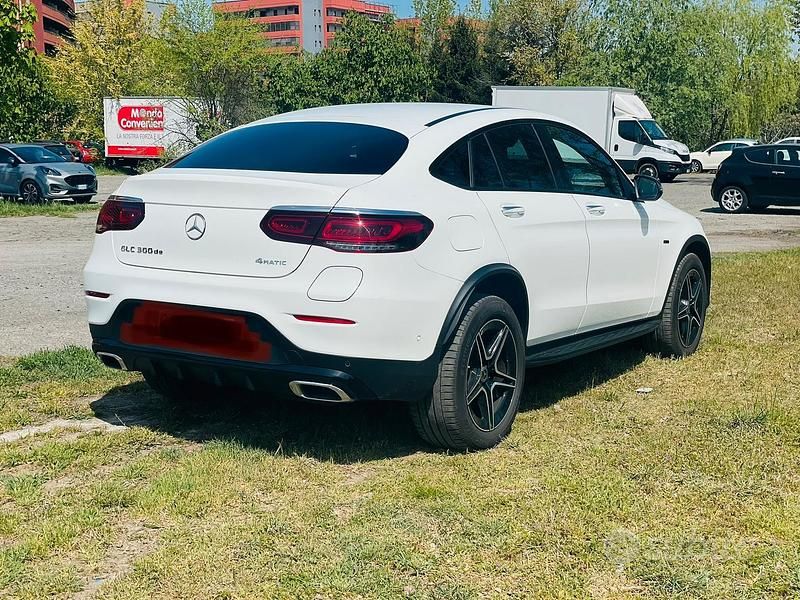 Usata Mercedes GLC300 Premium Plus 194 CV (142 kW) 2021 Bianco Coupé
