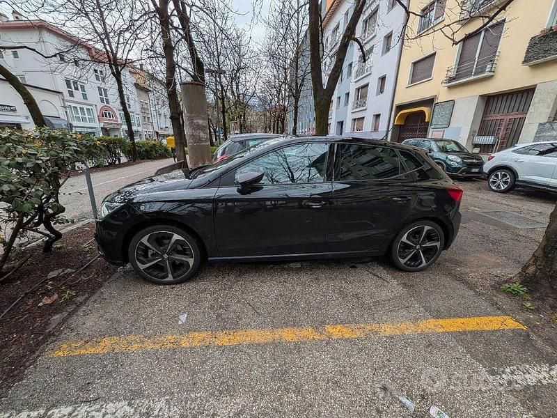Usata Seat Ibiza FR 116 CV (85 kW) 2025 Nero Utilitaria