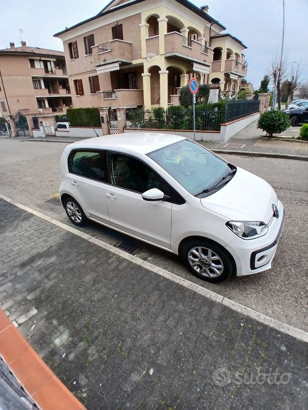 Usata VW up! 60 CV (44 kW) 2019 Bianco Utilitaria