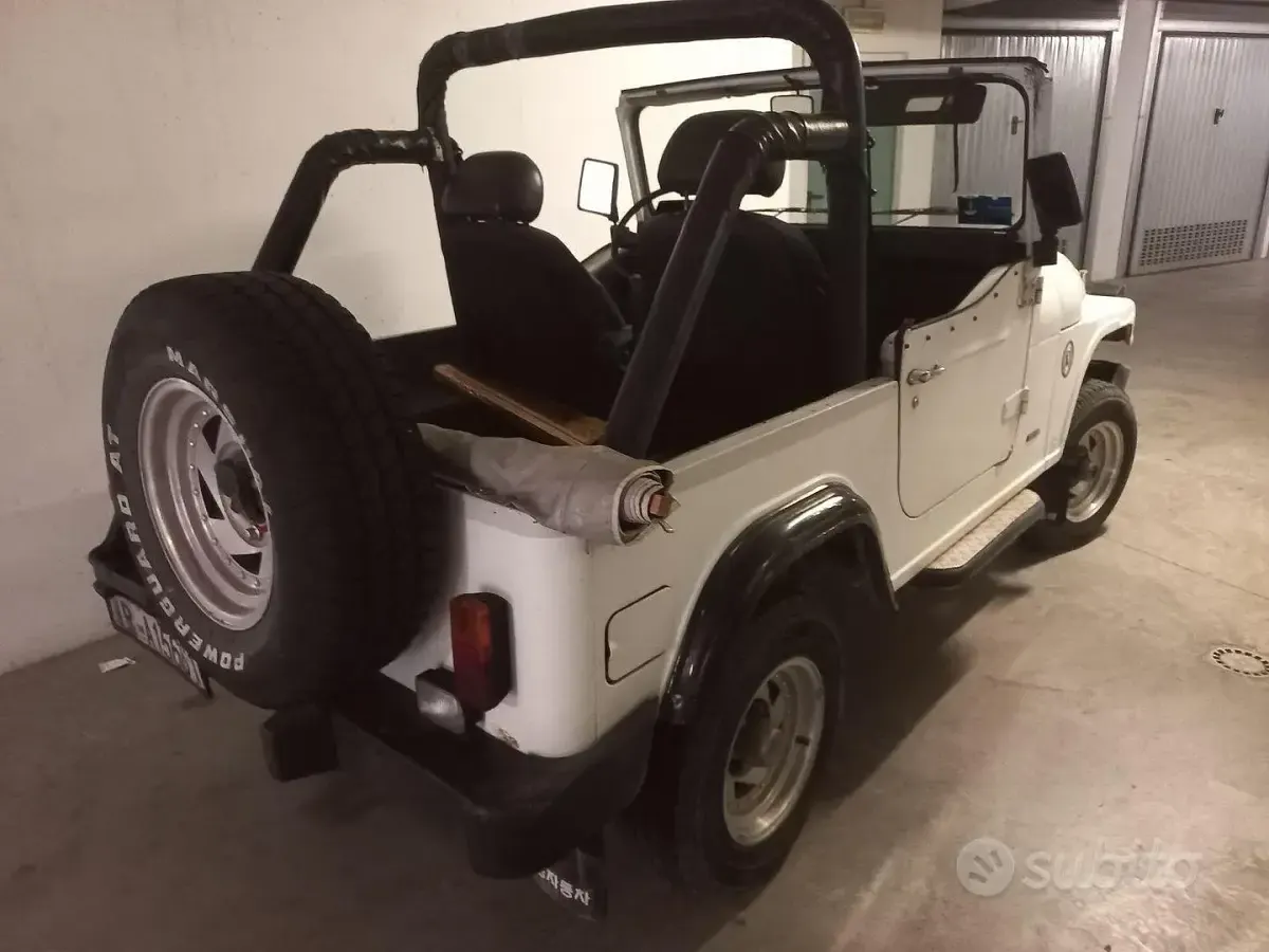 Usata SsangYong Korando 68 CV (50 kW) 1992 Bianco SUV