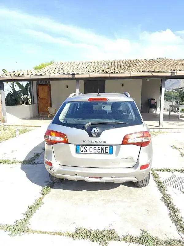Usata Renault Koleos Dynamique 150 CV (110 kW) 2008 Grigio SUV