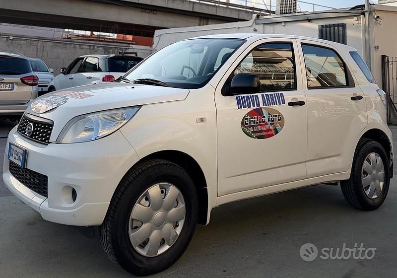 Usata Daihatsu Terios 105 CV (77 kW) 2009 Bianco SUV