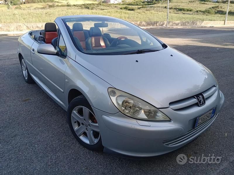 Grigio Usata 2005 Peugeot 307 CC Cabrio | 4800 € (Molto cara) - Immagine 1/4