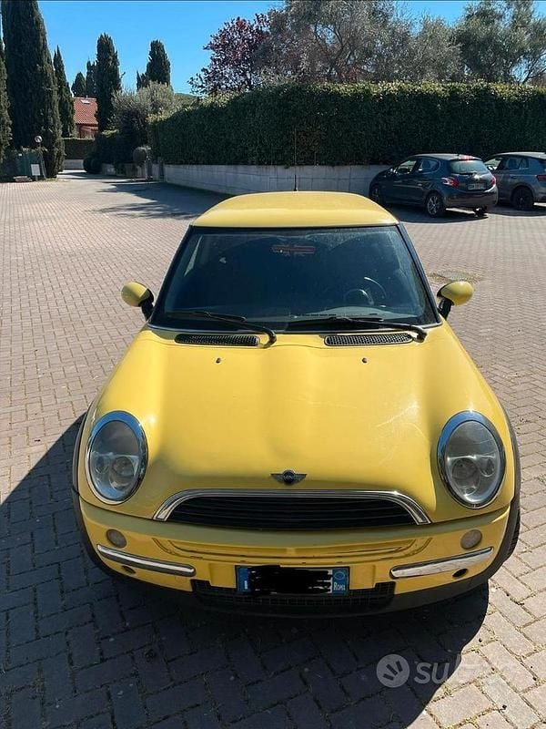 Usata Mini One D 2003 Giallo Utilitaria