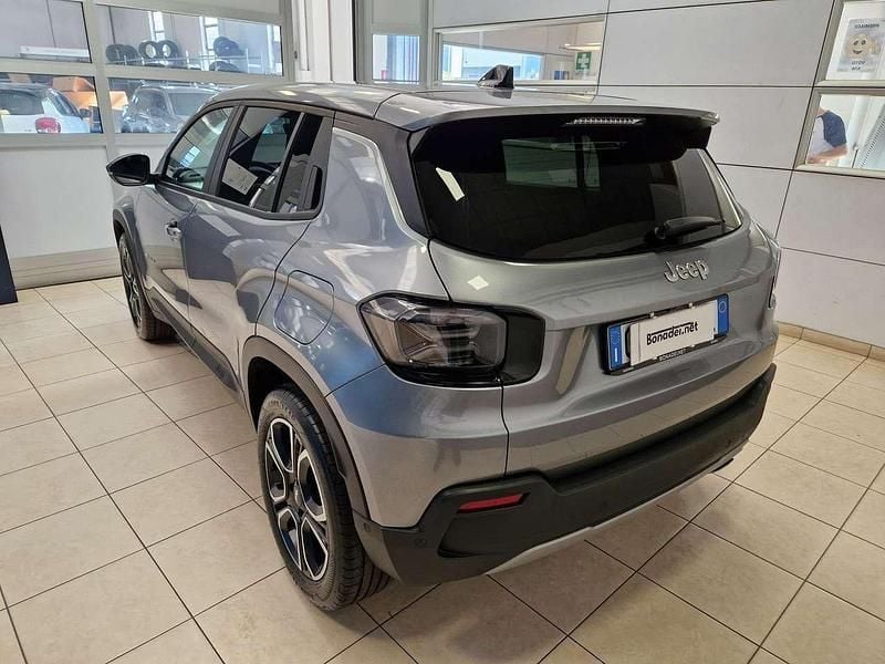 Usata Jeep Avenger Summit 101 CV (74 kW) 2024 Grigio SUV