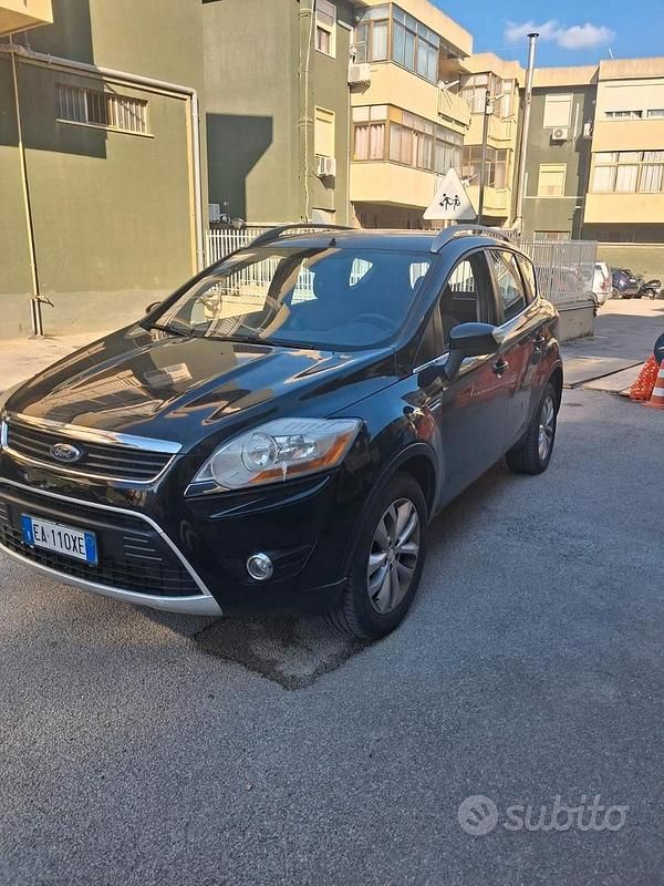 Usata Ford Kuga 136 CV (100 kW) 2010 Nero SUV