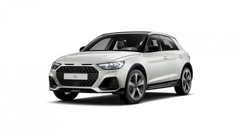 Nuova Audi A1 116 CV (85 kW) 2026 Argento cavo metallizzato nero mito meta SUV